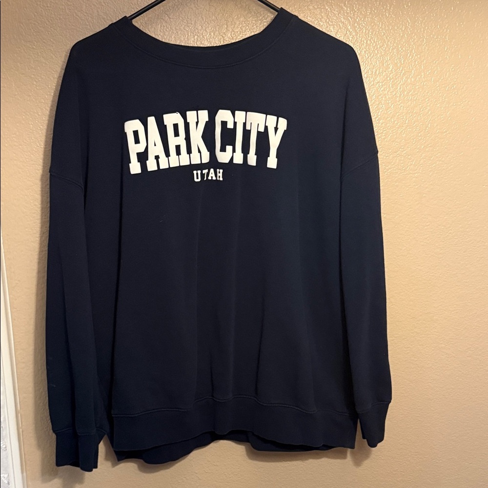 Old Navy Navy Blue Crewneck Sweater